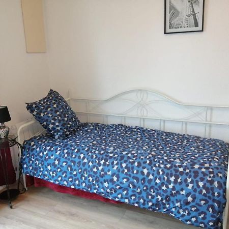 Appatement T3 Meuble A Neuf Daire Puvatya Dış mekan fotoğraf