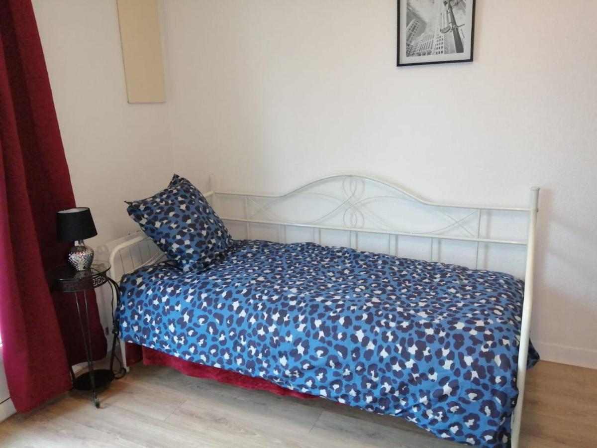 Appatement T3 Meuble A Neuf Daire Puvatya Dış mekan fotoğraf