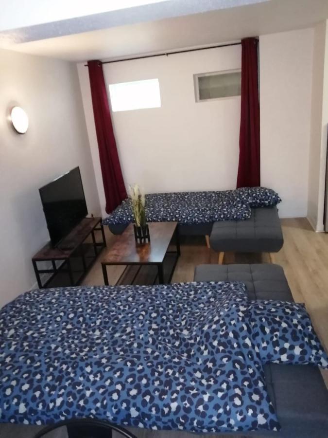 Appatement T3 Meuble A Neuf Daire Puvatya Dış mekan fotoğraf