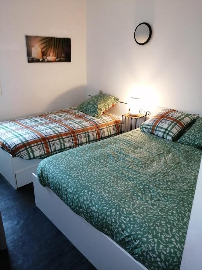 Appatement T3 Meuble A Neuf Daire Puvatya Dış mekan fotoğraf